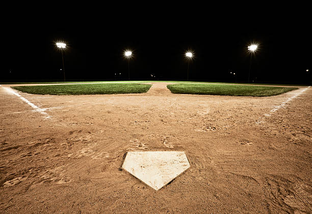 istock A picture of a diamond on a baseball field 157610177