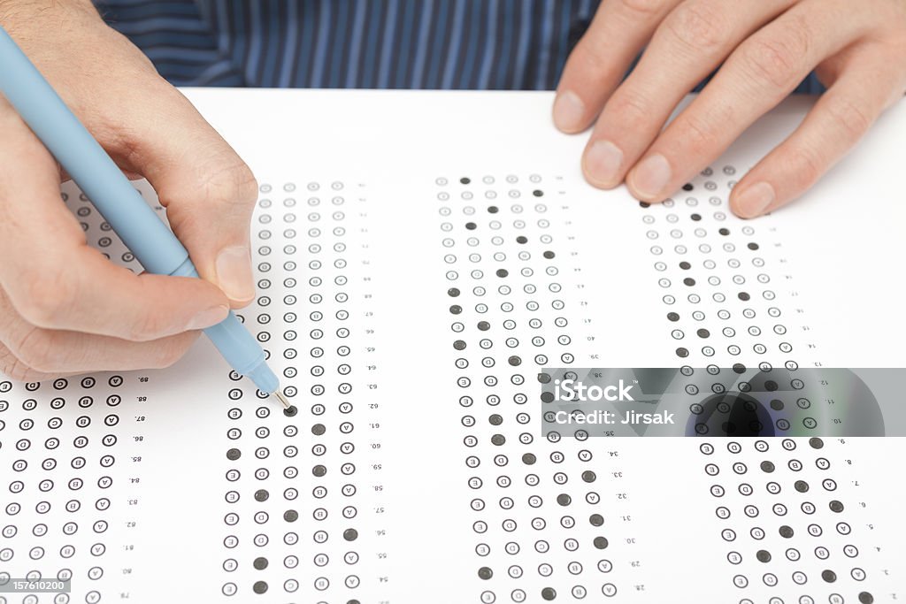 Estudiante prueba (examen) - Foto de stock de Acabar libre de derechos