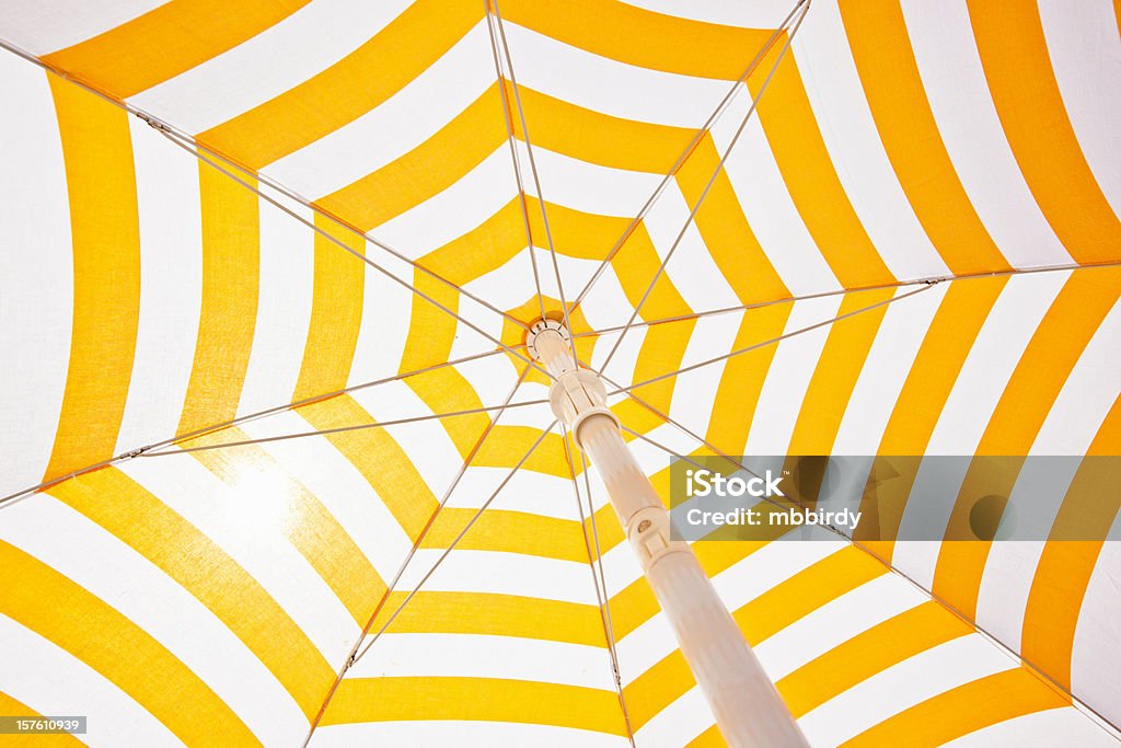 Beach umbrella - Lizenzfrei Gelb Stock-Foto