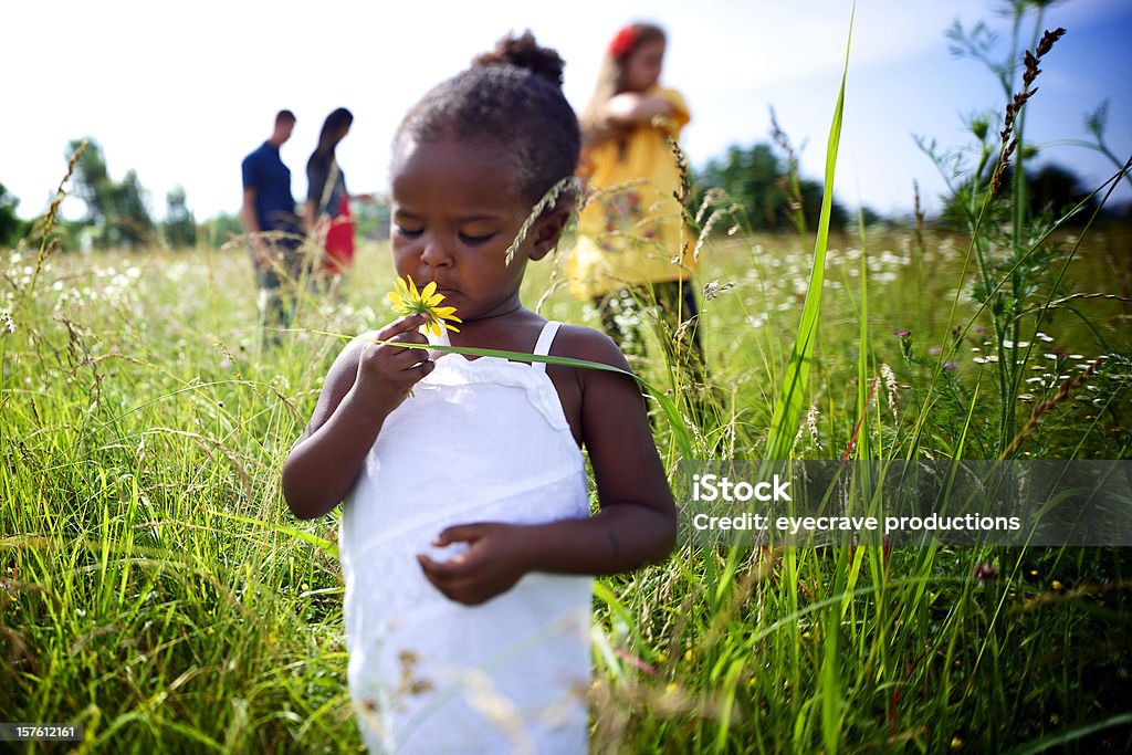 Vivace giovane ragazza bambino afro-americana - Foto stock royalty-free di Etiopia