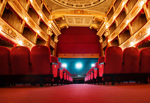 hermosa zona de teatro - ópera fotografías e imágenes de stock