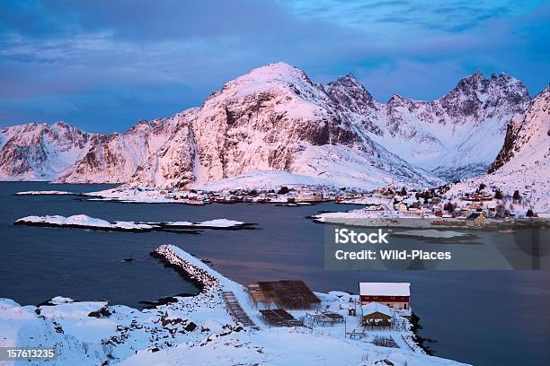 Lofoten Норвегия — стоковые фотографии и другие картинки Восход солнца - Восход солнца, Горизонтальный, Зима