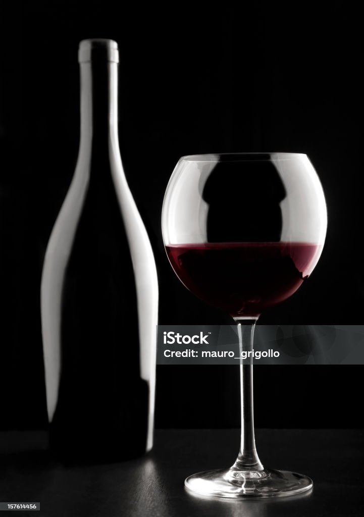 Bicchiere di vino rosso - Foto stock royalty-free di Abuso di sostanze