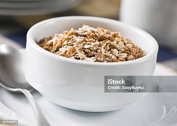Ai Cereali Cereali - Fotografie stock e altre immagini di Scodella - Scodella, Alimentazione sana, Bianco