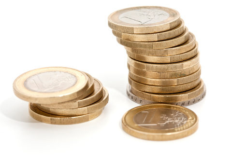 Pila de monedas en euro photo