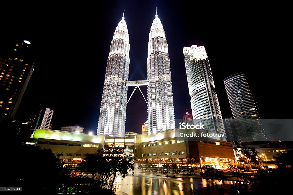 Kuala Lumpur torres gemelas - Foto de stock de Arquitectura libre de derechos