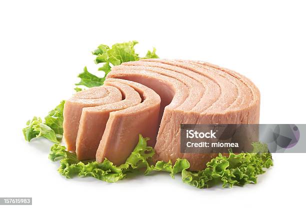 Thunfisch Stockfoto und mehr Bilder von Freisteller – Neutraler Hintergrund - Freisteller – Neutraler Hintergrund, Thunfischsteak, Fisch