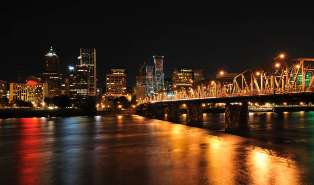 istock Portland at Night 157616731