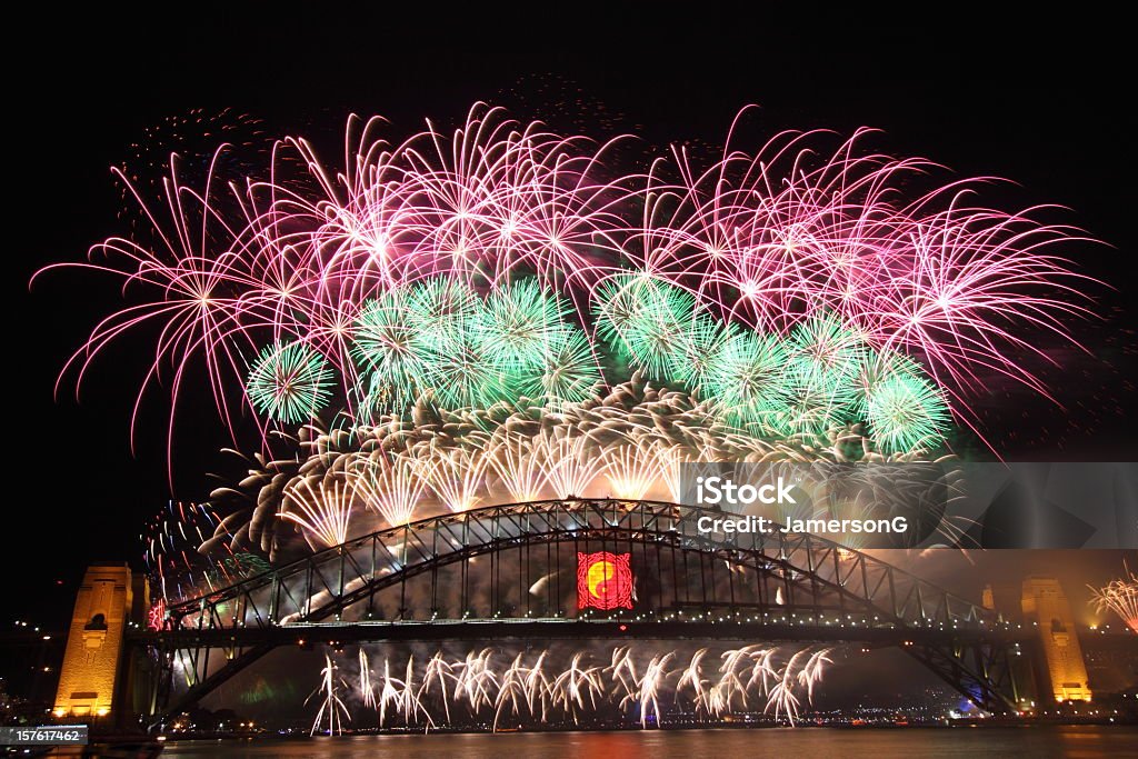 Сидней Новый год фейерверки 2009-2010 годы - Стоковые фото Сиднейская бухта роялти-фри