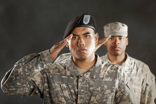 istock military salute 157617942