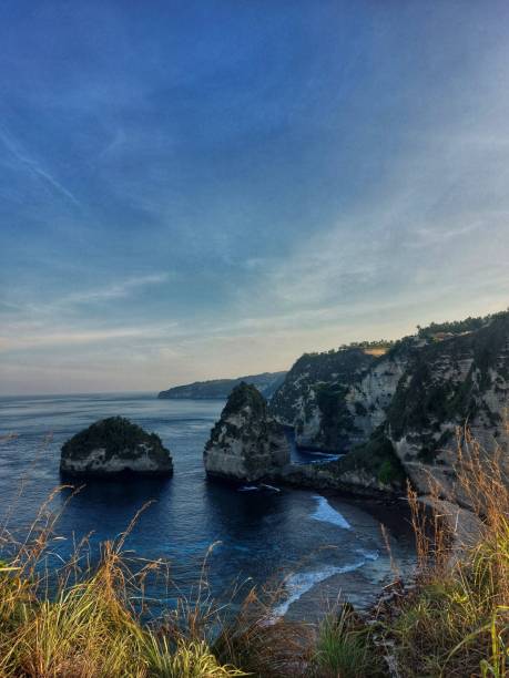istock Diamond Beach in Nusa Penida Island 1576195252