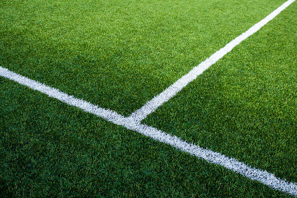 サッカーフィールドのライン - soccer soccer field grass american football ストックフォトと画像