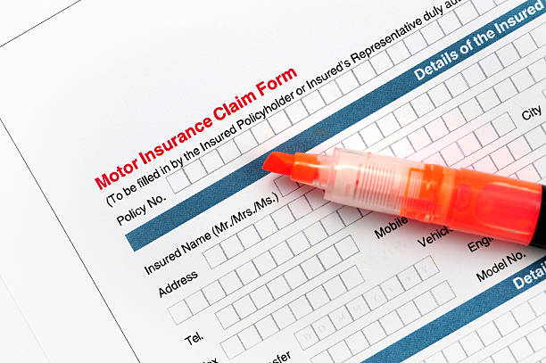 formulário de reivindicação de seguro automóvel-insuranced car aplicação - application form identity speech paper - fotografias e filmes do acervo