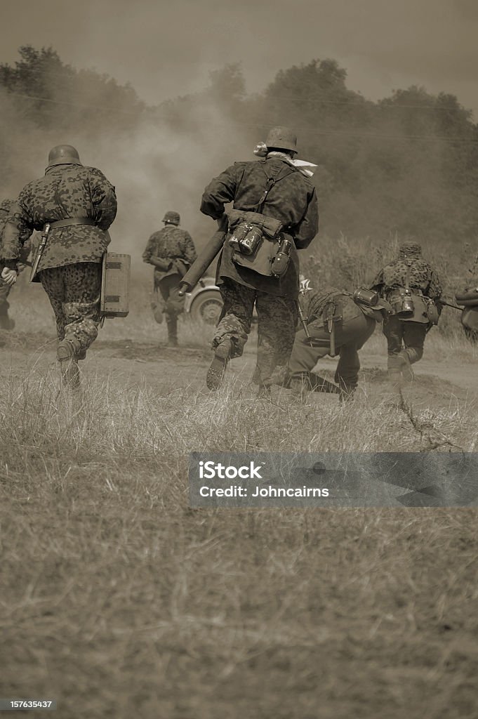 Военный Skirmish. - Стоковые фото Вторая мировая война роялти-фри
