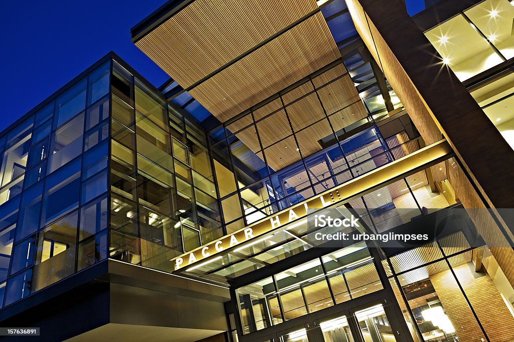 University of Washington Paccar Hall PROPERTY RELEASE ON FILE. Completed in the summer of 2010, Paccar Hall is one of two new state-of-the-art buildings being developed as part of an expanded campus for the University of Washington Michael G. Foster School of Business.   Night Stock Photo