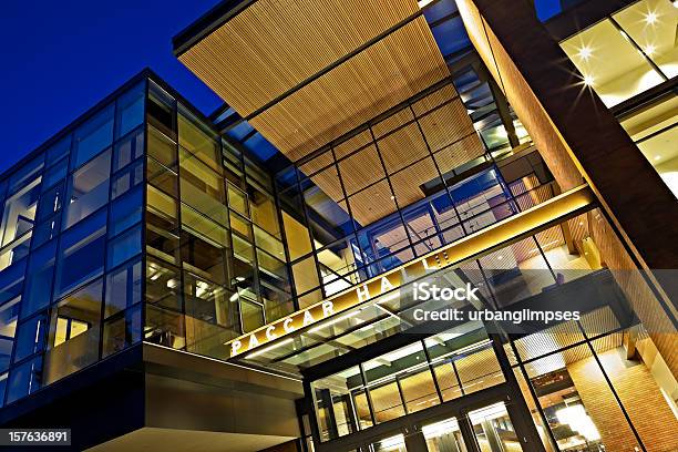 University Of Washington Paccar Hall Stock Photo - Download Image Now - Night, University, Building Exterior