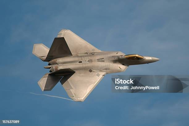 F22 Raptor Реактивный Истребитель — стоковые фотографии и другие картинки Истребитель - Истребитель, Военно-воздушные силы США, США