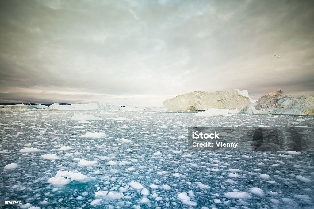 Arctic Icebergs Ilulissat Groenlândia - Foto de stock de Azul royalty-free