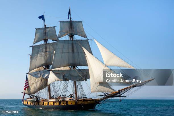 Maritimer Abenteuer Majestätische Große Schiff Auf See Stockfoto und mehr Bilder von Windjammer