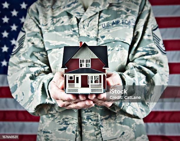 米国ソルジャー不動産 - 退役軍人のストックフォトや画像を多数ご用意 - 退役軍人, 住宅購入, 引っ越し