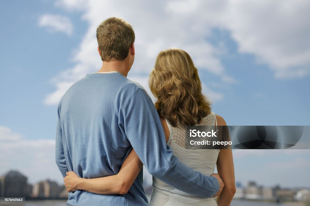 Atraente Casal ao ar livre - Royalty-free 40-49 Anos Foto de stock