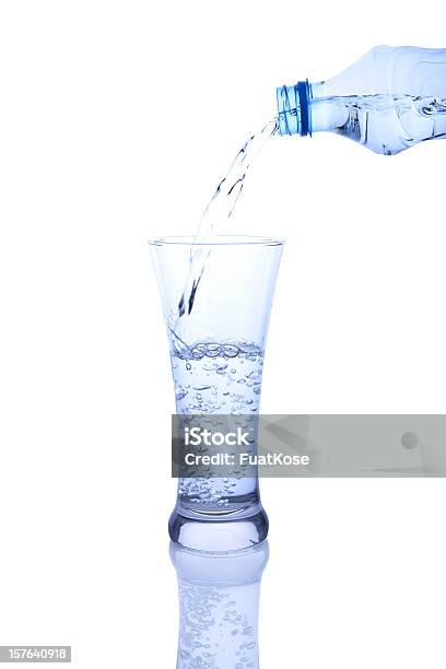 Copo De Água - Fotografias de stock e mais imagens de Alimentação Saudável - Alimentação Saudável, Azul, Bebida Fresca