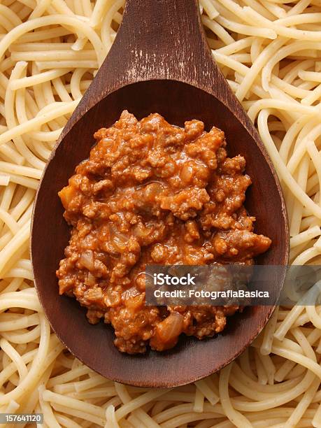 Bolognesesauce Stockfoto und mehr Bilder von Bolognese-Sauce - Bolognese-Sauce, Löffel, Nudeln