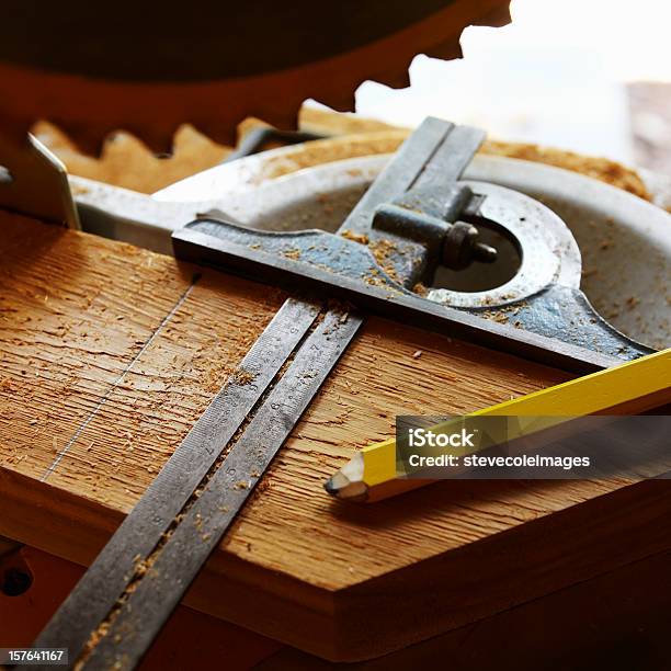 Von Schreinerwerkzeugen Stockfoto und mehr Bilder von Tischlerarbeit - Tischlerarbeit, Ausrüstung und Geräte, Baugewerbe