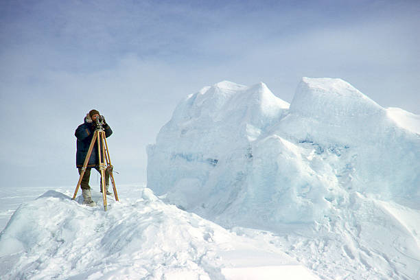 Surveyor no Ártico - fotografia de stock