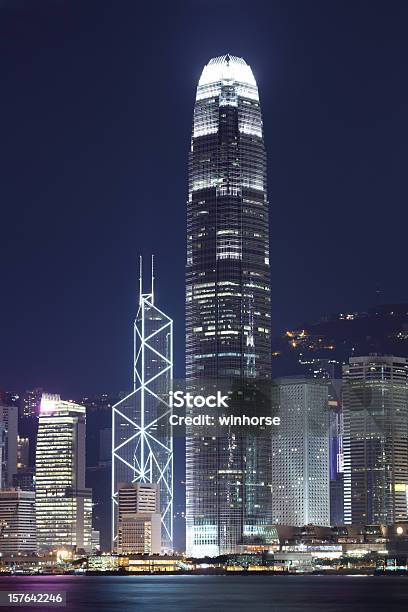 Central De Hong Kong - Fotografias de stock e mais imagens de Alto - Descrição Física - Alto - Descrição Física, Anoitecer, Ao Ar Livre