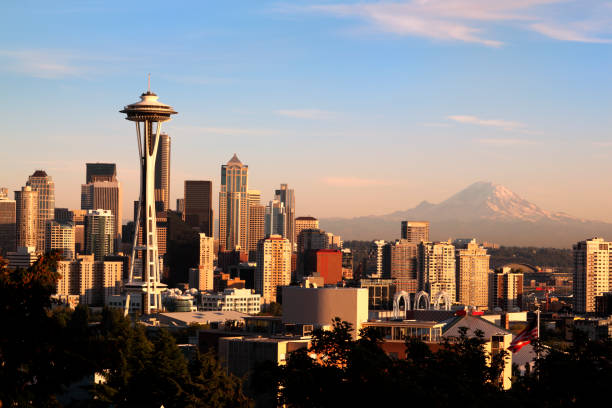 istock Cityscape of Seattle at sunset 157642263