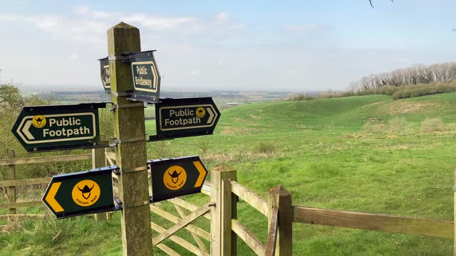 Wooden finger post or footpath sign for the Viking Way - Lincolnshire Wolds