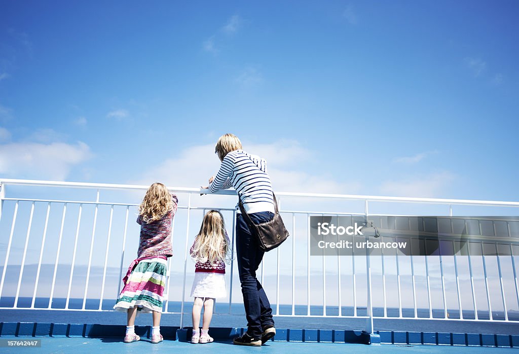 Family on ferry - Royalty-free Veerboot Stockfoto