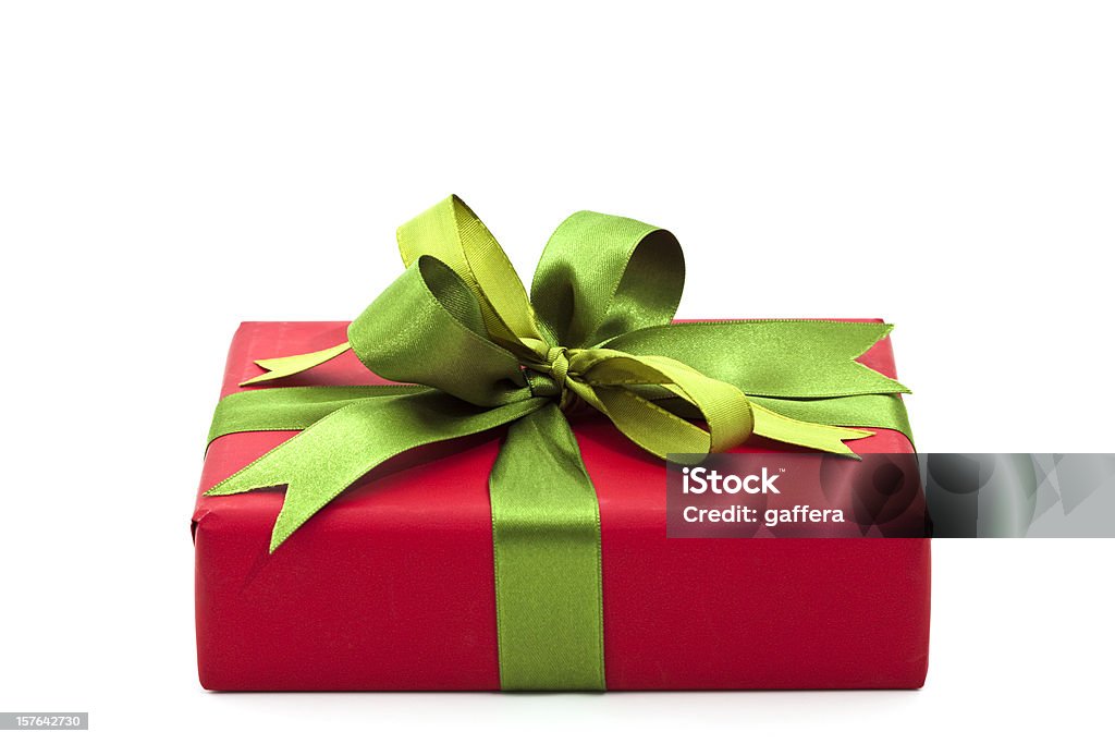 Czerwony giftbox z zielony Łuk - Zbiór zdjęć royalty-free (Prezent na gwiazdkę)
