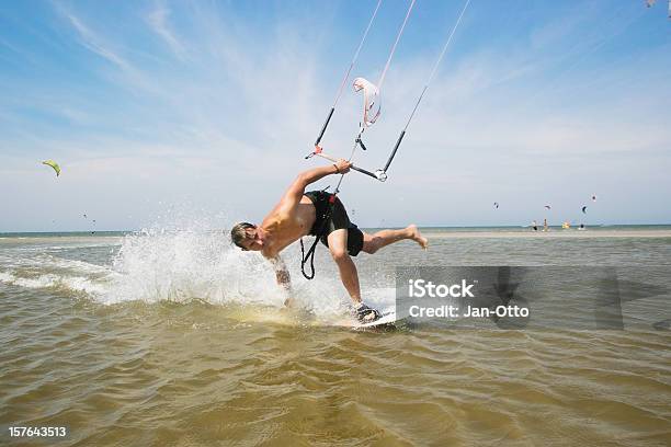 Kiteboarder — стоковые фотографии и другие картинки Германия - Германия, Кайтбординг, Пляж