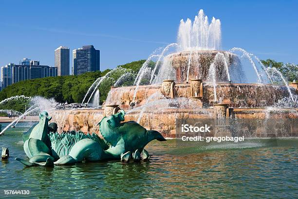 バッキンガム噴水のあるグランドパークはシカゴイリノイ州 - シカゴ市のストックフォトや画像を多数ご用意 - シカゴ市, バッキンガム噴水, 名所旧跡