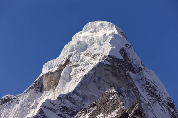 ama dablam. everest obwodu. nepal motywów - cho oyu zdjęcia i obrazy z banku zdjęć