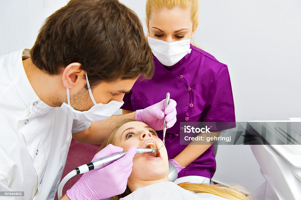 訪問には、歯科医院の手術 - 3人のロイヤリティフリーストックフォト