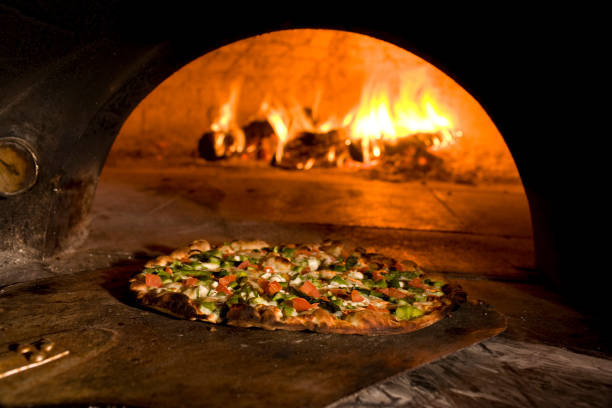istock Asparagus and goat cheese pizza 157645065