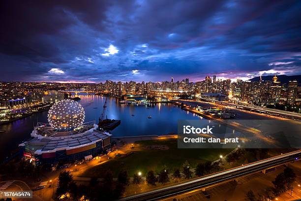 Centro Di Vancouver - Fotografie stock e altre immagini di Vancouver - Canada - Vancouver - Canada, Orizzonte urbano, Centro della città