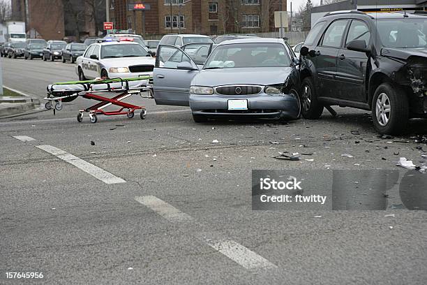 Multiveicolo Cdw - Fotografie stock e altre immagini di Incidente automobilistico - Incidente automobilistico, Varietà - Concetto, Incidente dei trasporti