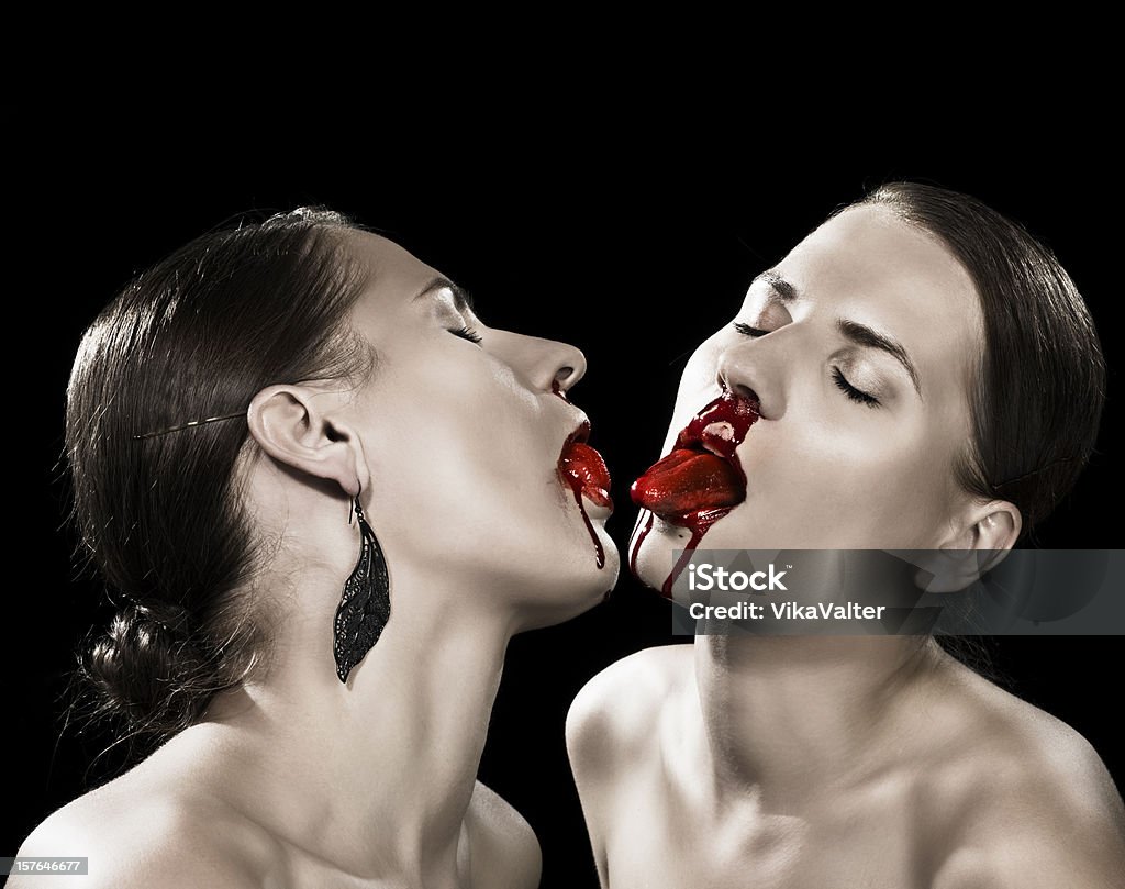 Носовые кровотечение kiss - Стоковые фото Носовое кровотечение роялти-фри