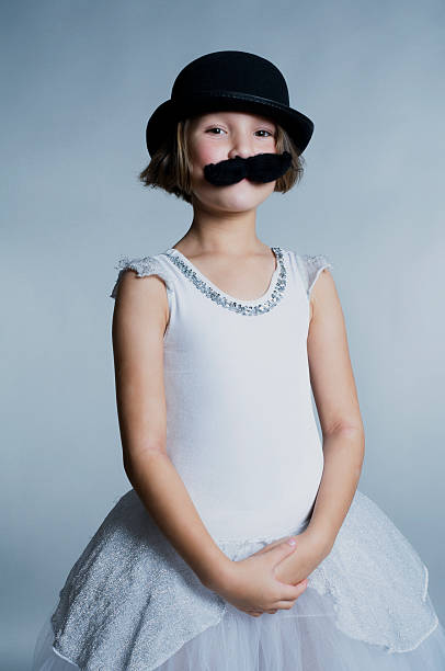 petite ballerine fille, fée studio series - little girls child ballet disguise photos et images de collection