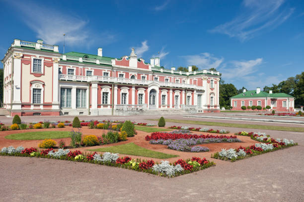 พิพิธภัณฑ์ศิลปะ kadriorg ในทาลลินน์ เอสโตเนีย - estonia ภาพสต็อก ภาพถ่ายและรูปภาพปลอดค่าลิขสิทธิ์