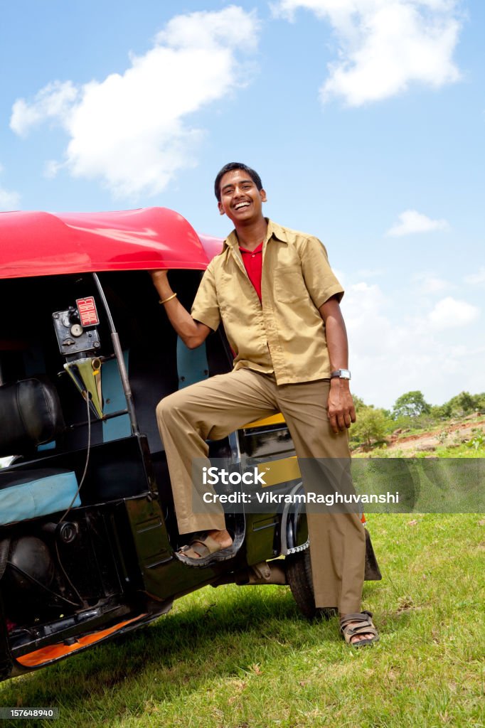 Junge freudig indische Auto Rikschafahrer - Lizenzfrei Indien Stock-Foto