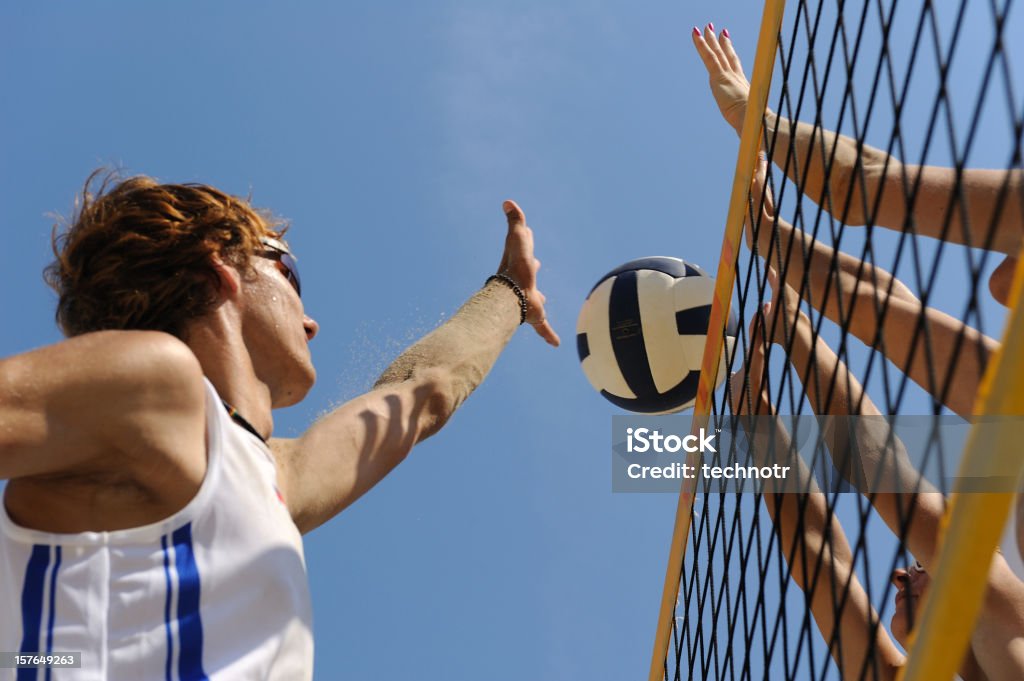 Beach volley действий в воздухе - Стоковые фото Beach Volleyball роялти-фри