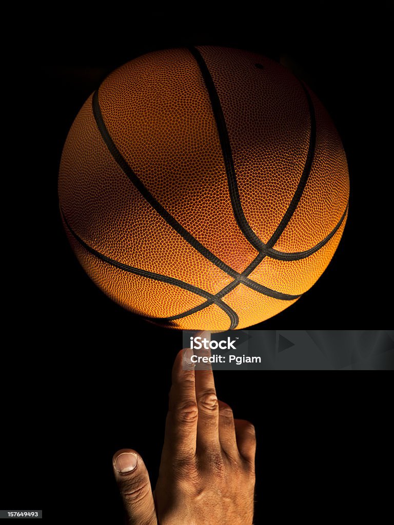 Saldo obrotów do koszykówki na palec - Zbiór zdjęć royalty-free (Koszykówka)