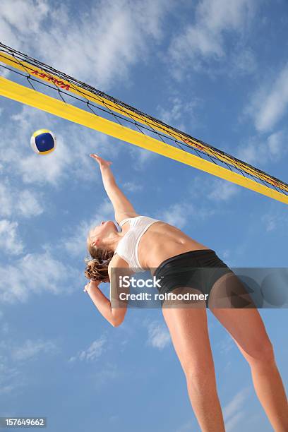 Voleibol Foto de stock y más banco de imágenes de Actividad - Actividad, Actividades recreativas, Adulto