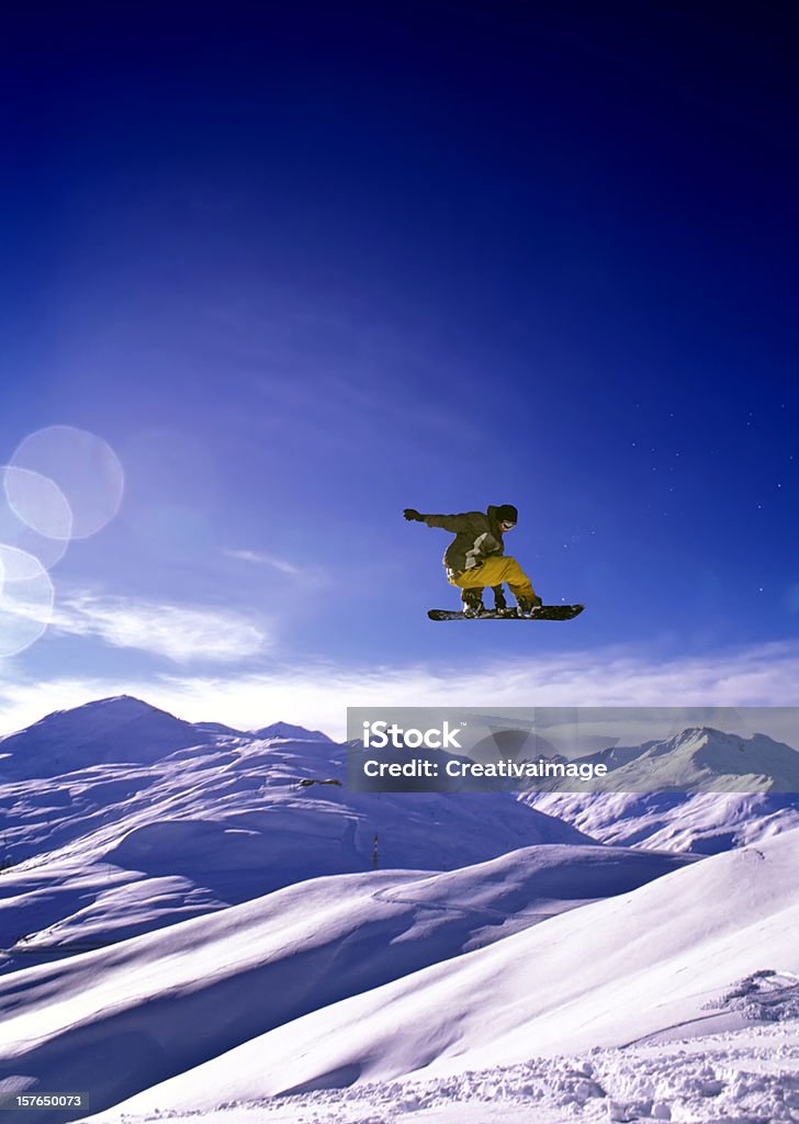 Salto de Snowboard - Royalty-free Adolescente Foto de stock