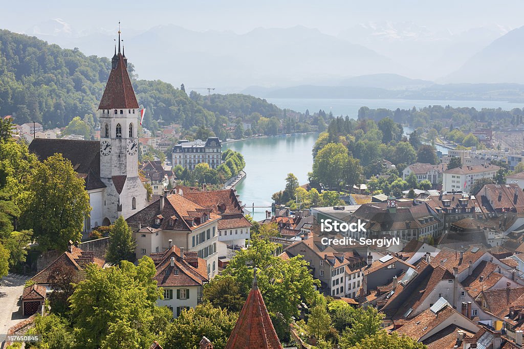 Thun e dintorni a settembre - Foto stock royalty-free di Acqua